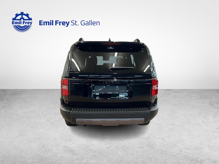 Vehicle image TOYOTA LANDCRUISER