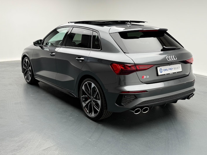 Vehicle image AUDI S3