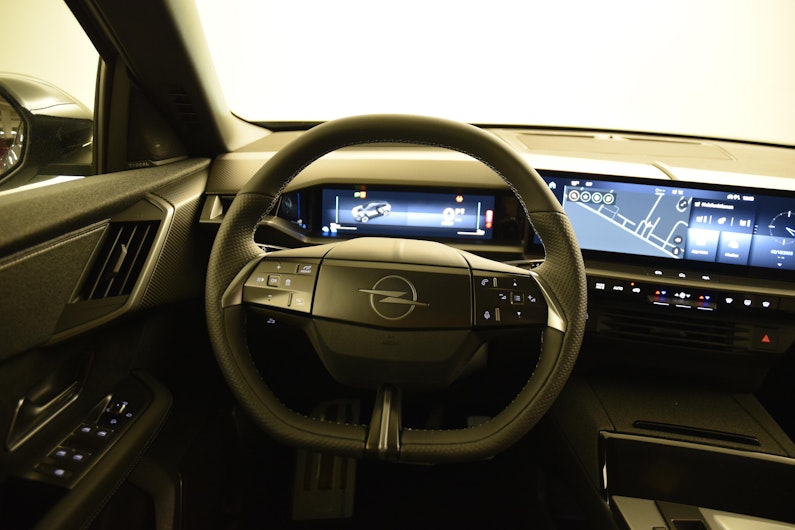 Vehicle image OPEL GRANDLAND