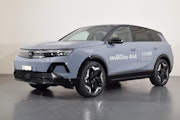 First vehicle image