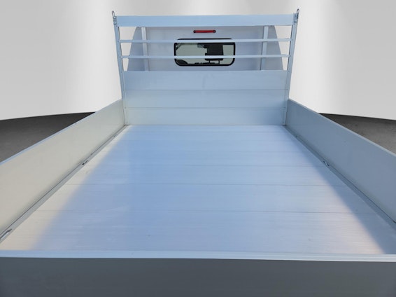 Vehicle image 9 Vehicle image 9