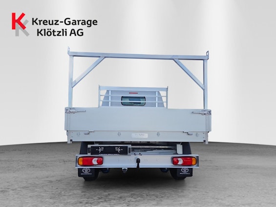 Vehicle image 3 Vehicle image 3