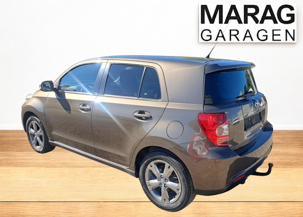 Vehicle image 7 Vehicle image 7