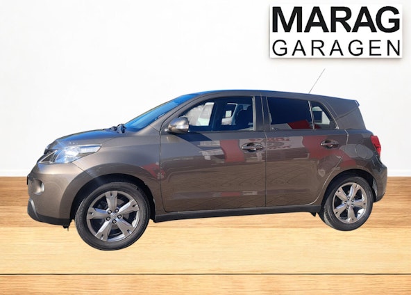 Vehicle image 2 Vehicle image 2