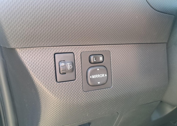 Vehicle image 14 Vehicle image 14