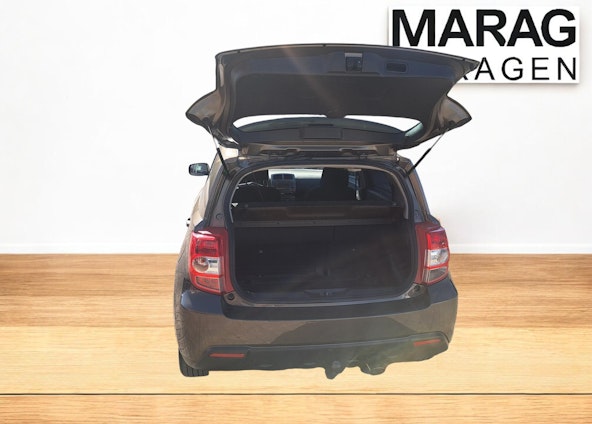 Vehicle image 5 Vehicle image 5