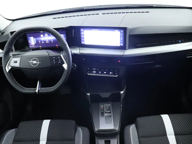 Opel Frontera 1.2 T HEV 145 GS