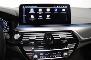 Vehicle image BMW 545e xDrive SAG