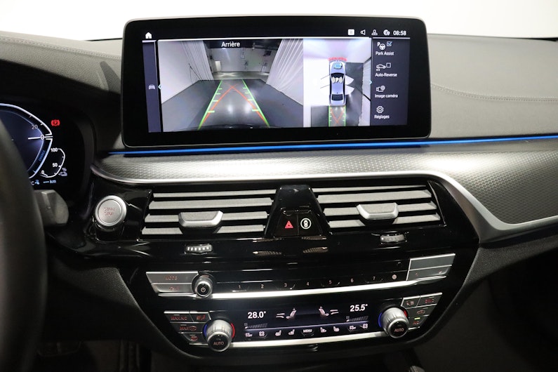 Vehicle image BMW 5 SERIES