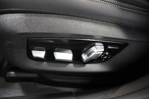 Vehicle image BMW 545e xDrive SAG