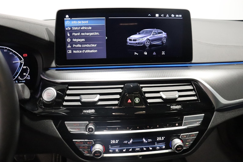 Vehicle image BMW 5 SERIES