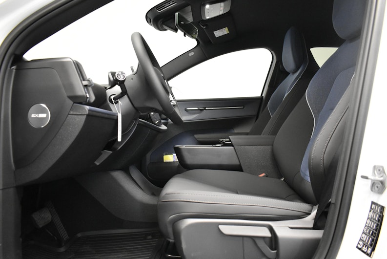 Vehicle image VOLVO EX 30