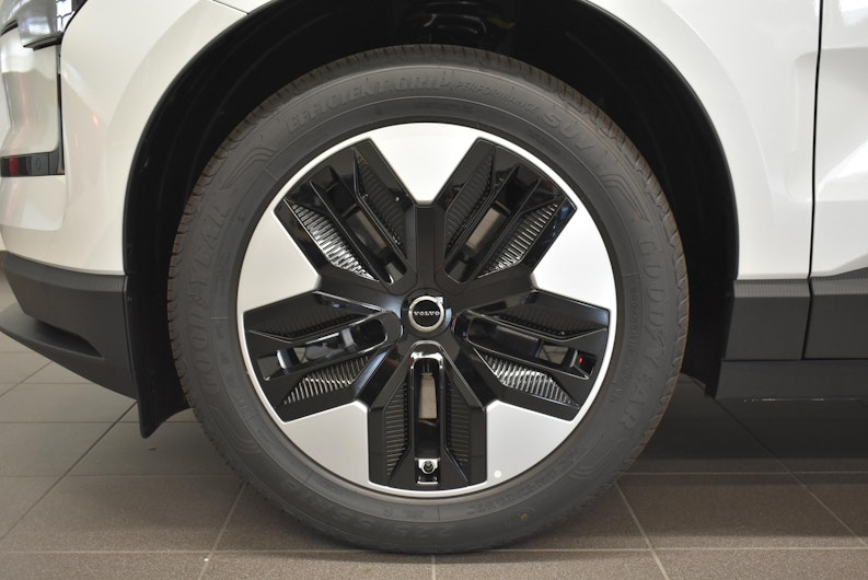 Vehicle image VOLVO EX 30