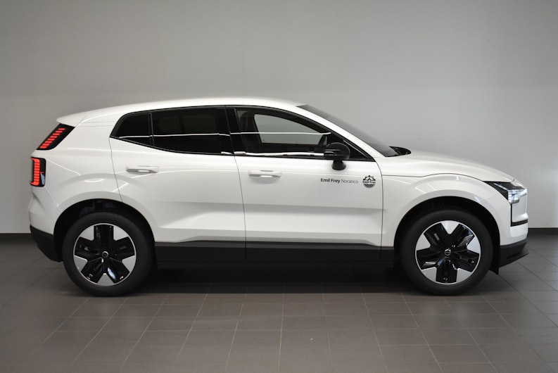 Vehicle image VOLVO EX 30