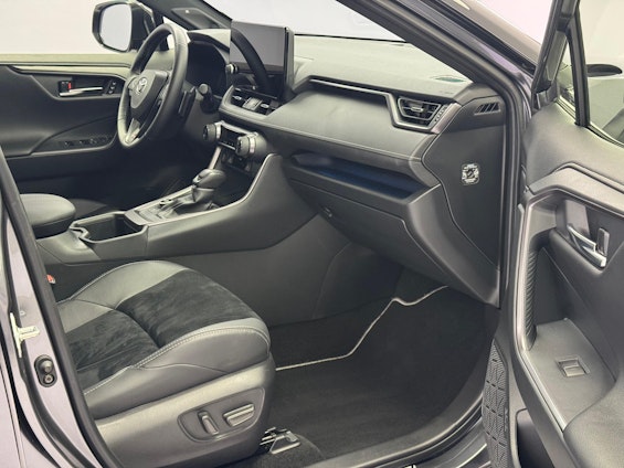 Vehicle image 7 Vehicle image 7