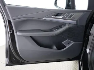 BMW 230e xDrive paddles Active Tourer