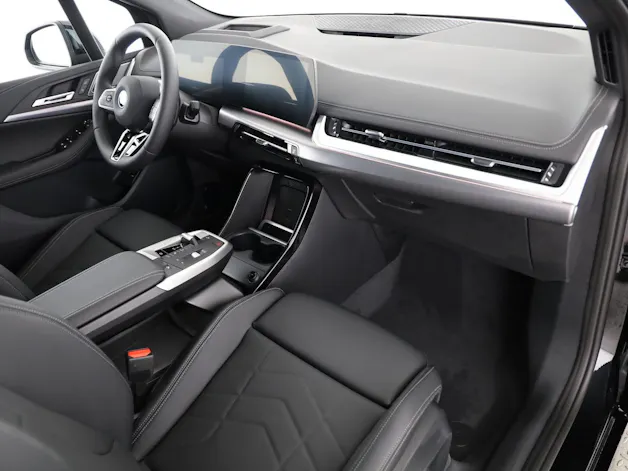 BMW 230e xDrive paddles Active Tourer