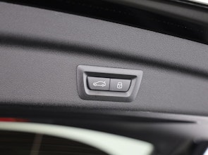 Vehicle image BMW 230e xDrive paddles Active Tourer