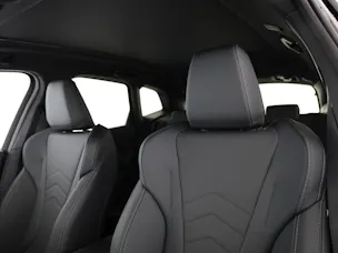BMW 230e xDrive paddles Active Tourer