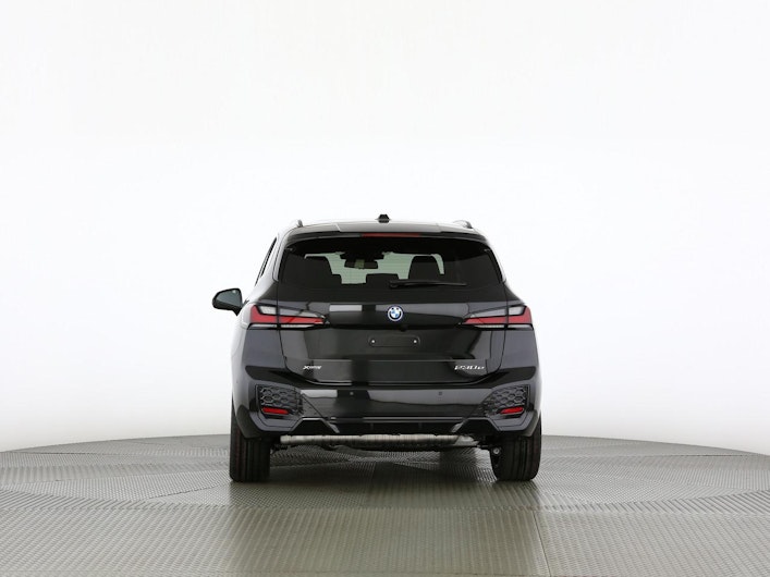 Vehicle image BMW 2 SERIES