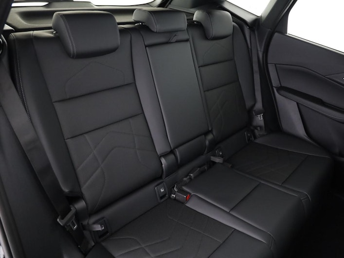 Vehicle image BMW 2 SERIES