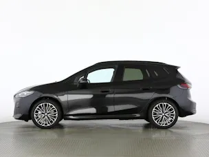 BMW 230e xDrive paddles Active Tourer