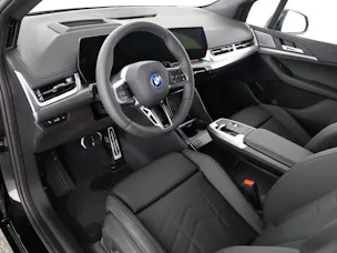 BMW 230e xDrive paddles Active Tourer
