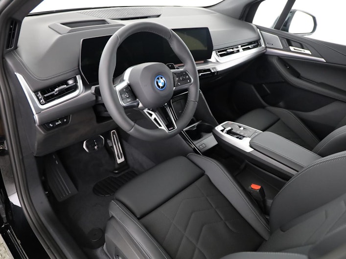 Vehicle image BMW 2 SERIES