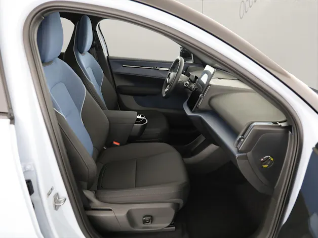 Volvo EX30 CC E60 Twin Performance AWD