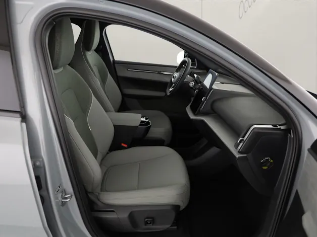 Volvo EX30 CC E60 Twin Performance AWD