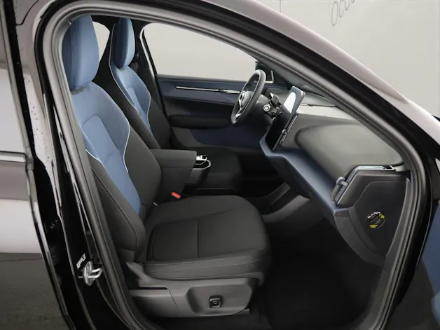Volvo EX30 CC E60 Twin Performance AWD