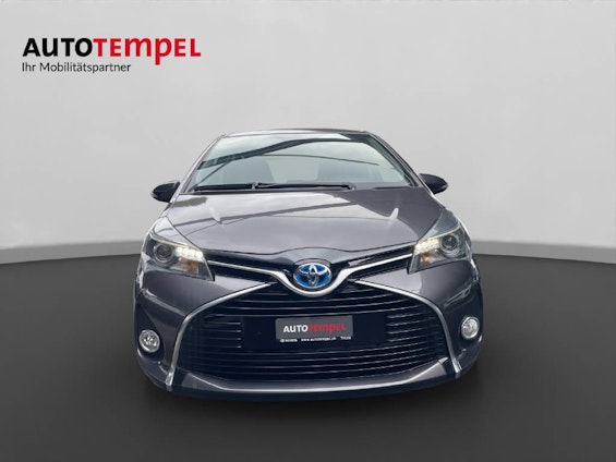 Vehicle image 3 Vehicle image 3