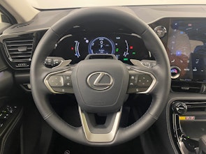 Vehicle image LEXUS NX 450h+ Excellence