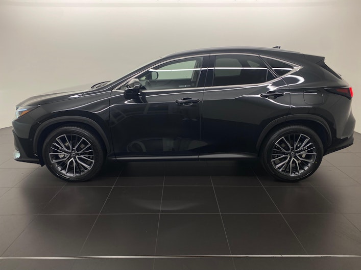 Vehicle image LEXUS NX
