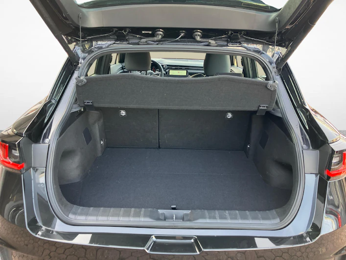 Fahrzeugbild LEXUS LBX