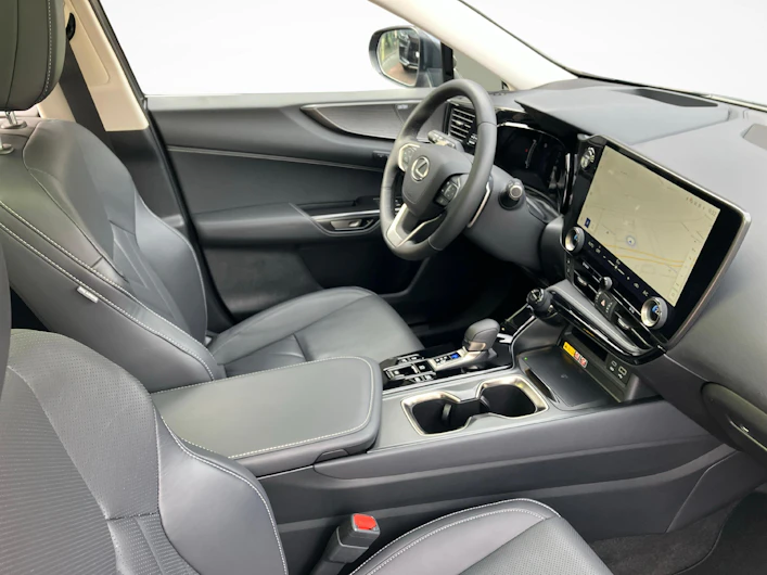 Fahrzeugbild LEXUS NX