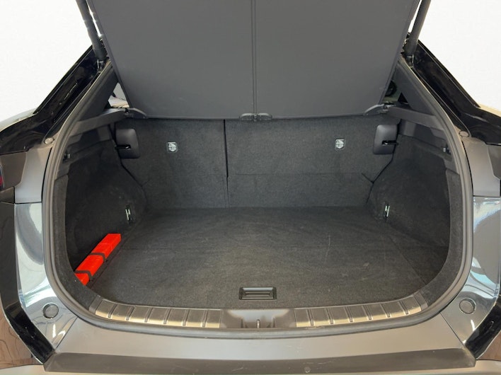 Vehicle image LEXUS RZ