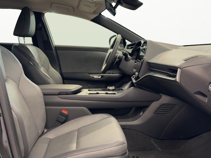 Vehicle image LEXUS RZ