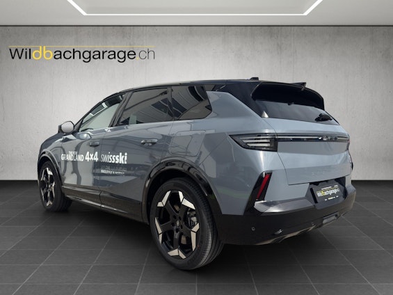 Vehicle image 2 Vehicle image 2