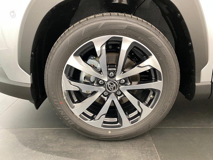 Vehicle image TOYOTA COROLLA CROSS