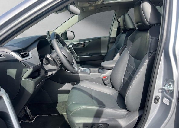 Vehicle image 8 Vehicle image 8