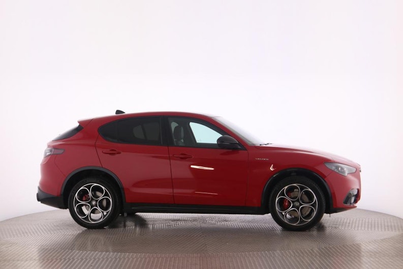 Vehicle image ALFA ROMEO STELVIO