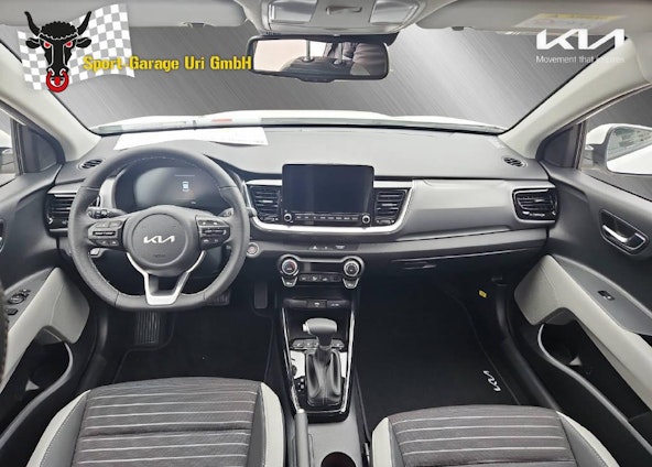 Vehicle image 9 Vehicle image 9