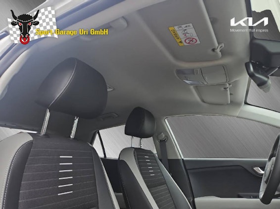 Vehicle image 13 Vehicle image 13