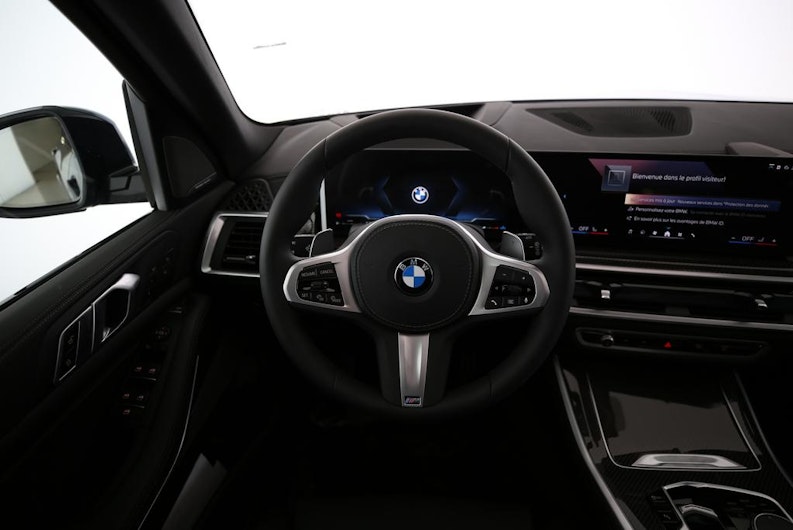 Vehicle image BMW X5