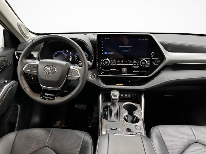 Vehicle image TOYOTA Highlander