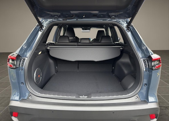 Vehicle image 17 Vehicle image 17