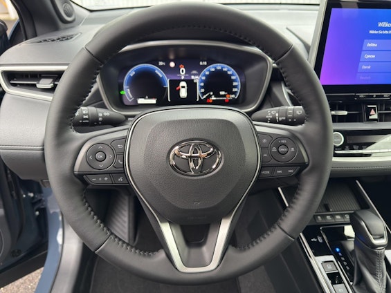 Vehicle image 11