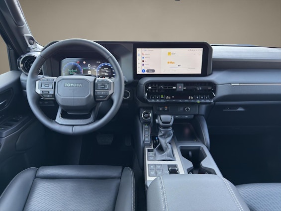 Vehicle image 10 Vehicle image 10