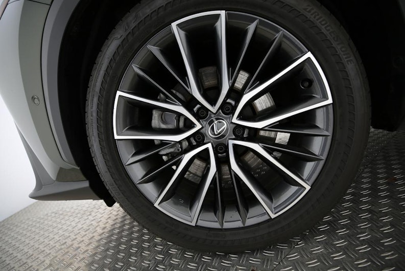 Vehicle image LEXUS NX